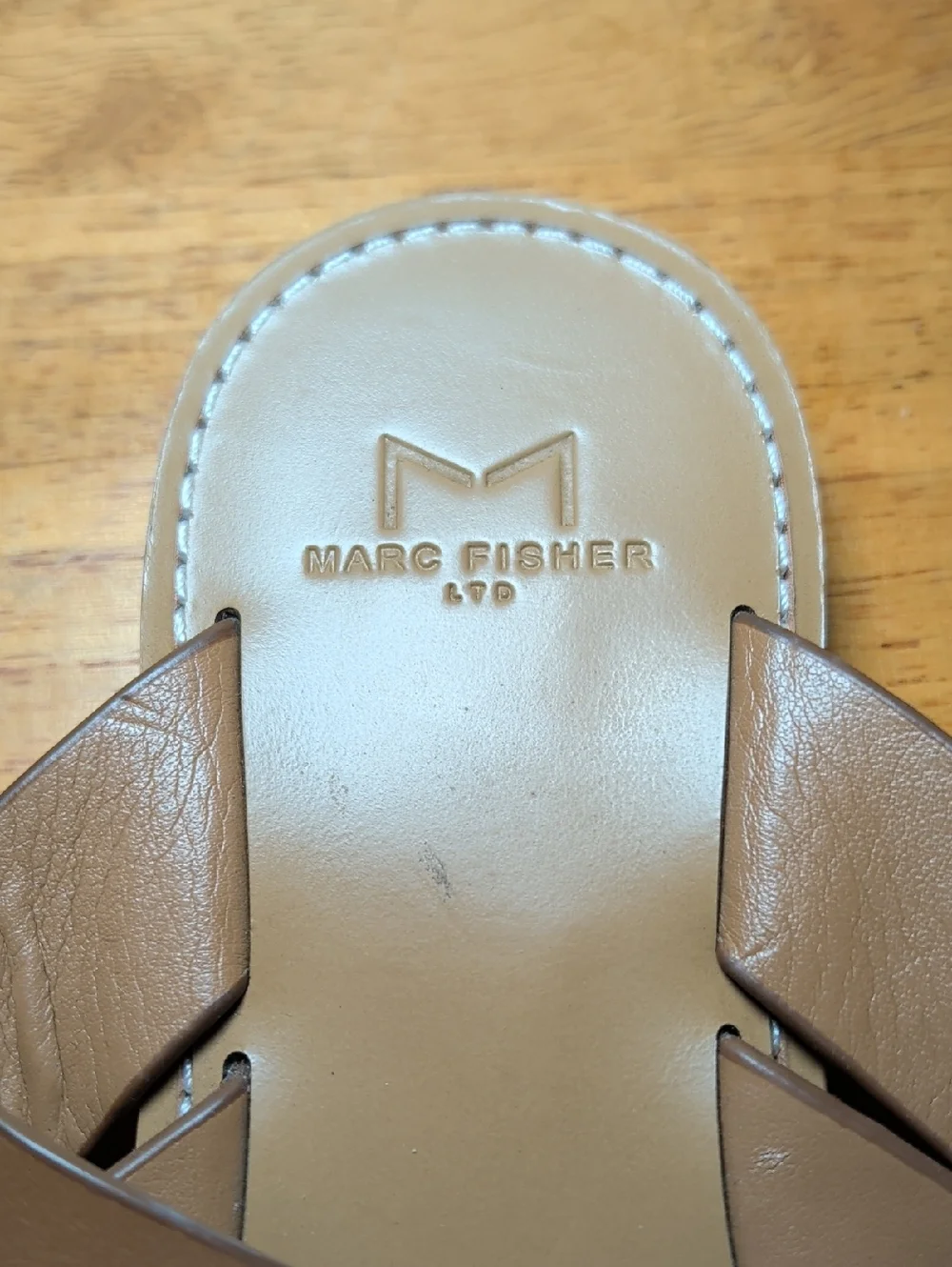 Marc Fisher Raidan Leather Stud Slide Sandal Beige Silver Women's Size 6.5